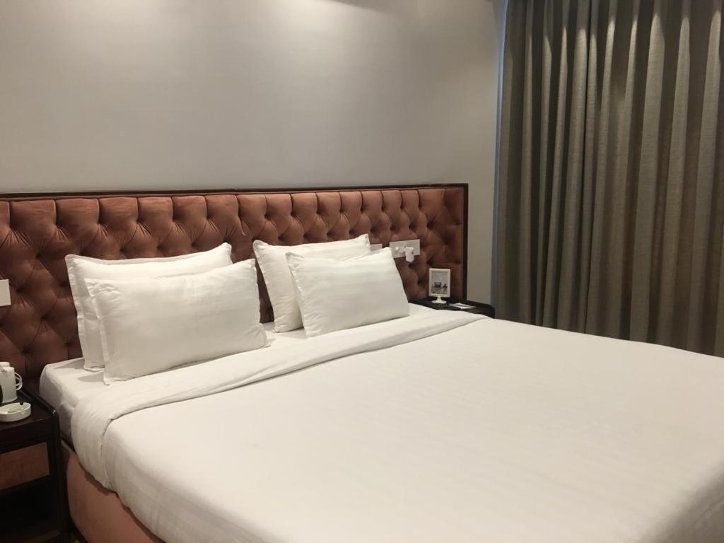 Hotel Accord Premier Raigarh Exterior foto